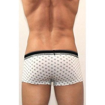 Мужские трусы боксеры белые с буквами Calvin Klein White Boxer