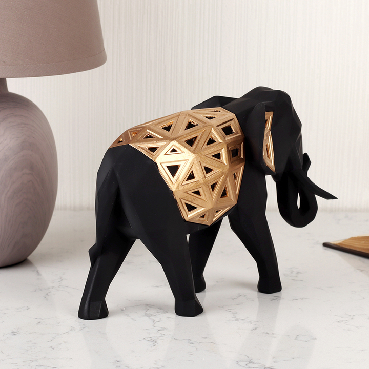 Статуэтка Слон золотая попона, цвет черный 15 см