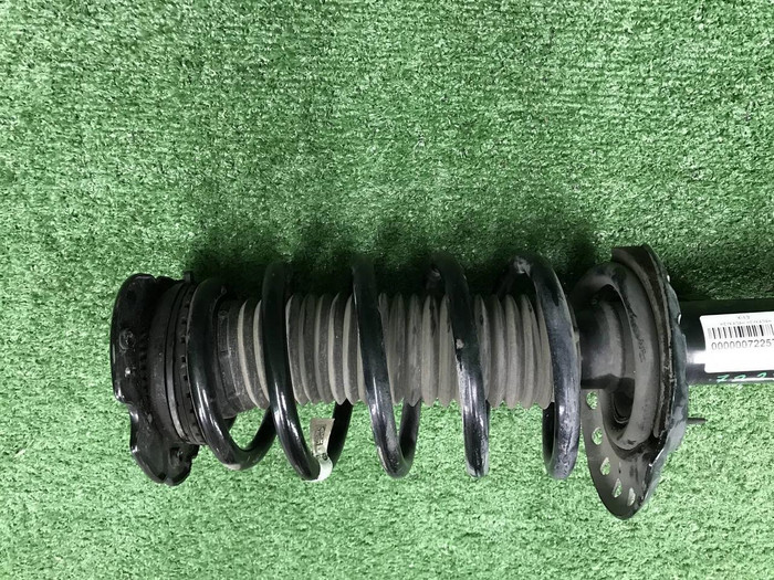 Амортизатор передний RH LR Discovery Sport (19-нв)