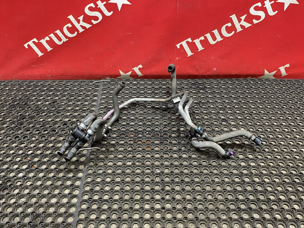 Трубка отопителя 2018г