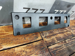 Накладка переднего бампера Площадка гос. номера Kia Sportage 5 (NQ5) 21-нв Б/У Оригинал 86529P1EA0