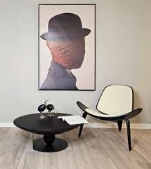 Кресло Shell, черное с белым сиденьем