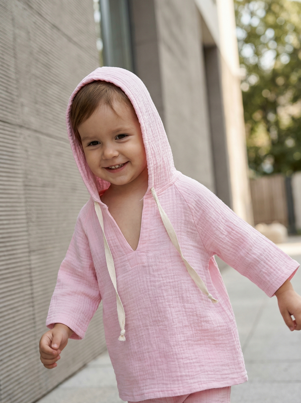 Муслиновая летняя детская кофта розовая