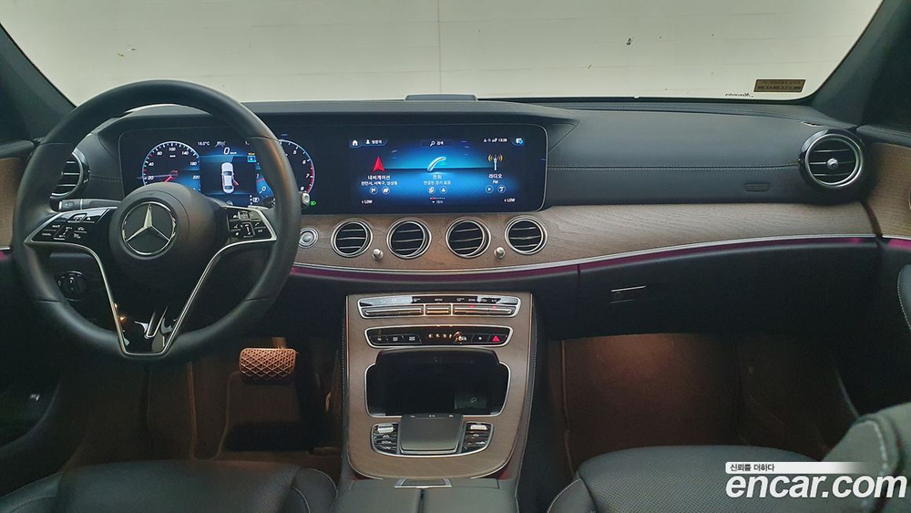 Mercedes-Benz E-Class W213 E250 Exclusive (11.2022)