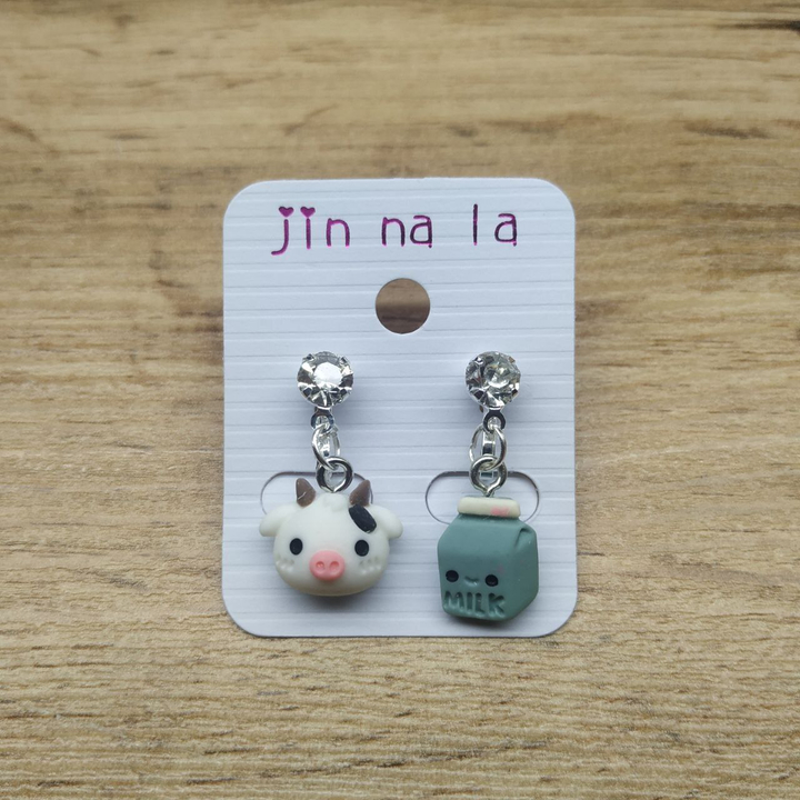 Клипсы Animal&food Корова и молоко кристалл металл серебристый