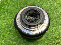 Canon EF-S 15-85mm 3.5-5.6 IS USM