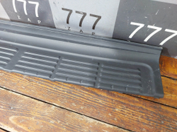 Накладка заднего бампера Toyota Land Cruiser 200 07-21 Б/У Оригинал 5216260040