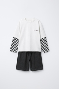 ZARA КОМПЛЕКТ ИЗ ФУТБОЛКИ С ДВОЙНЫМИ РУКАВАМИ И ШОРТОВ В ШАХМАТНУЮ КЛЕТКУ, ТЕМНЫЙ АНТРАЦИТ