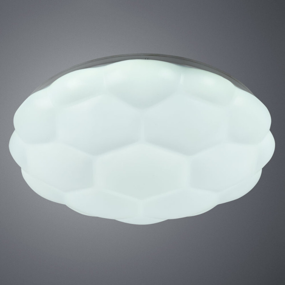Накладной светильник ARTE Lamp A2676PL-72WH