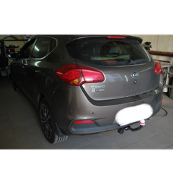 Фаркоп Kia Ceed хетчбек 2012-2015 (не подходит на рейстайлинговую версию 2015-), Hyundai i30 хетчбек 2012-2015 (не подходит на рейстайлинговую версию 2015-), условно-съемный,(без электрики) Трейлер.7352