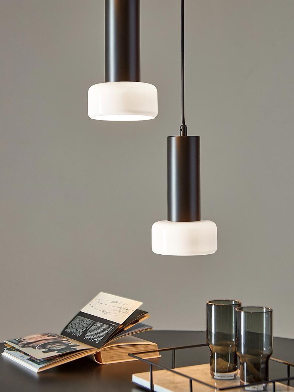 Светильник подвесной каскадный Fungus, Ø15х25 см, 3 плафона, белый/черный