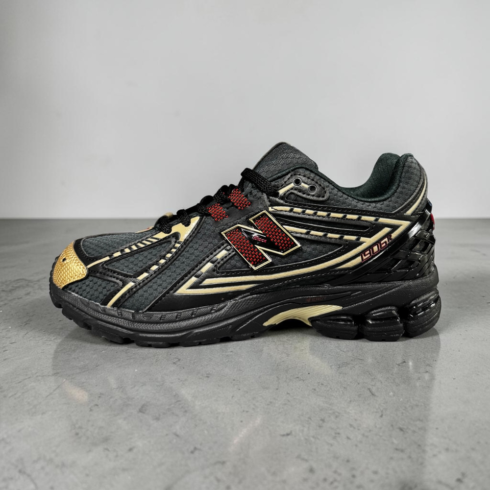 New Balance 1906R • Kith Black