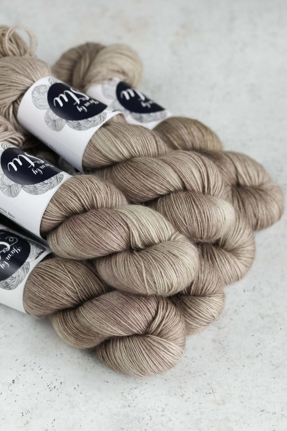 пряжа "Вунш-пунш #4" Corrie Stu