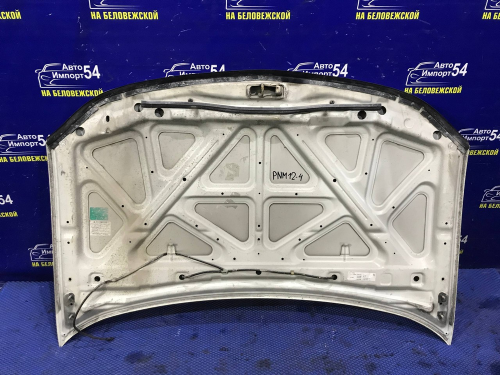 Капот NISSAN LIBERTY 1998