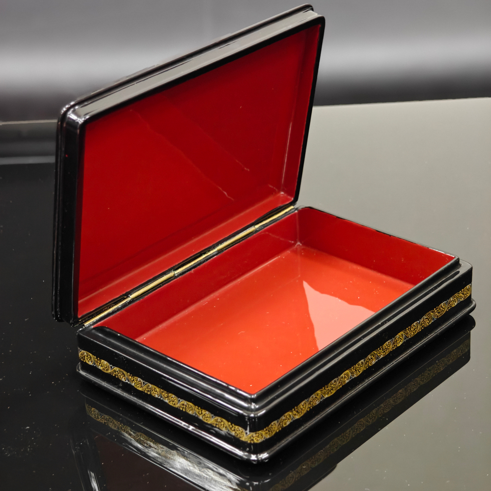 Шкатулка с росписью Холуй "Морозко"