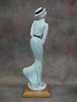 Статуэтка. Фарфор. Гольфистка. Capodimonte. Италия