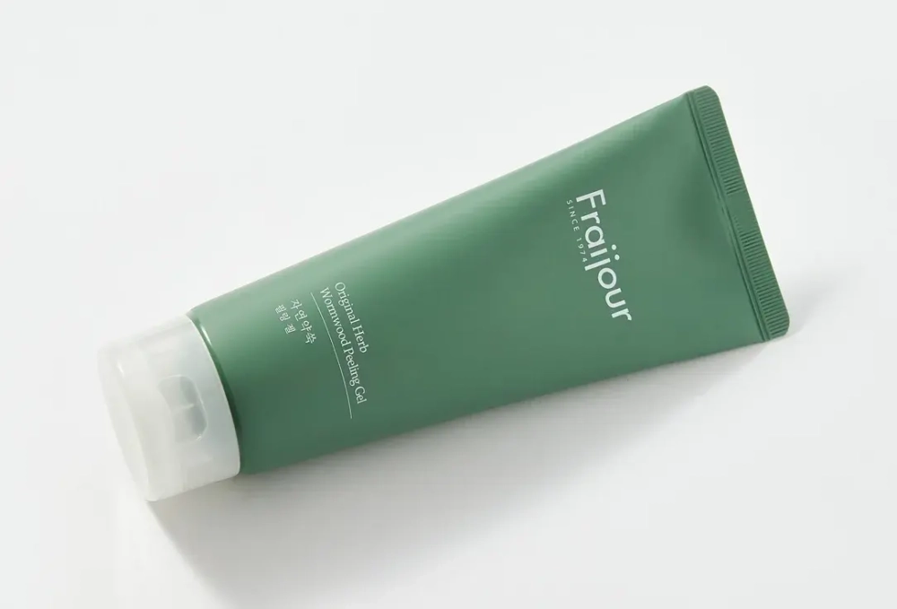 Fraijour Мягкий пилинг-скатка с полынью Fraijour Original Herb Wormwood Peeling Gel, 150 мл