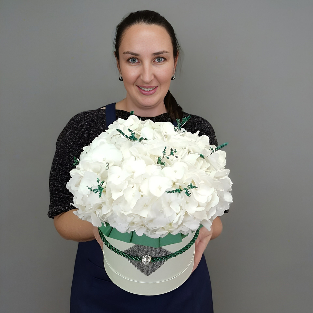 Букет из гортензий «Базилика»