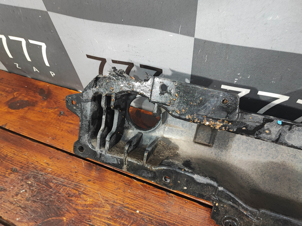 Усилитель заднего бампера Kia Sportage 4 (QL) 18-22 Б/У Оригинал 86631F1500