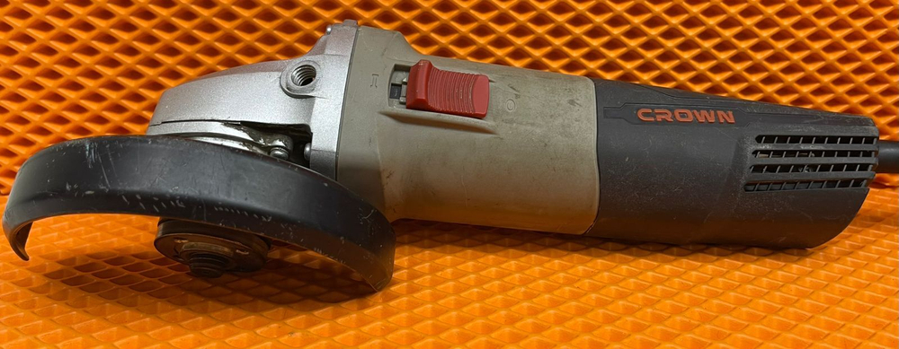 Угловая шлифовальная машина CROWN CT13502-125V