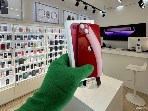 iPhone 13, 128 ГБ б/у