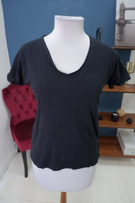 Футболка Pull & Bear базовая 44 размер