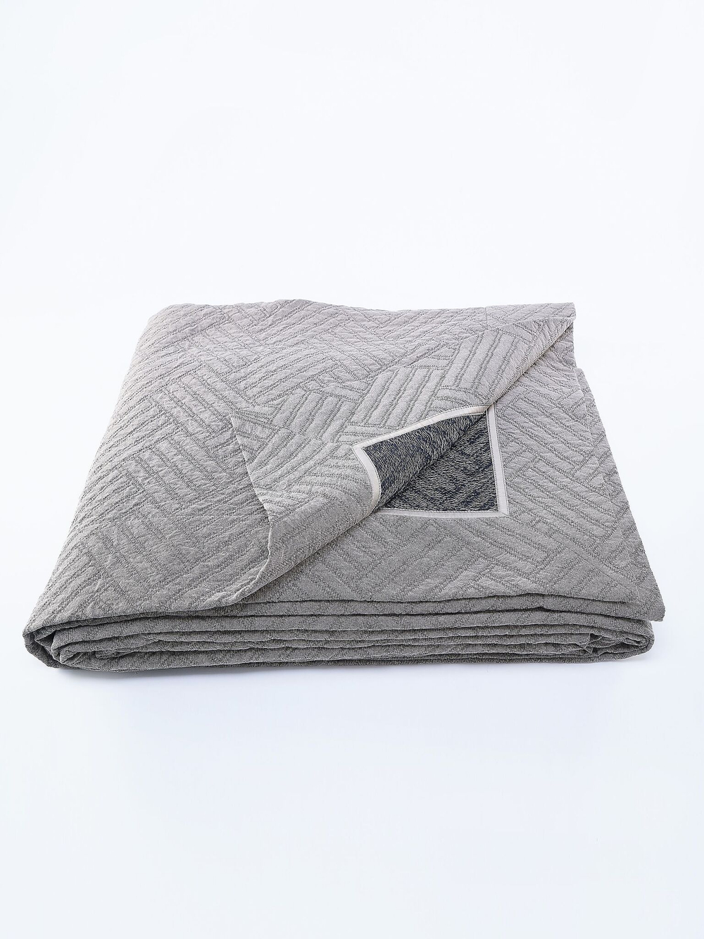 Покрывало 260х280 и 2 декоративные подушки 45х45 Claire Batiste Tilt Greg бежево-коричневые