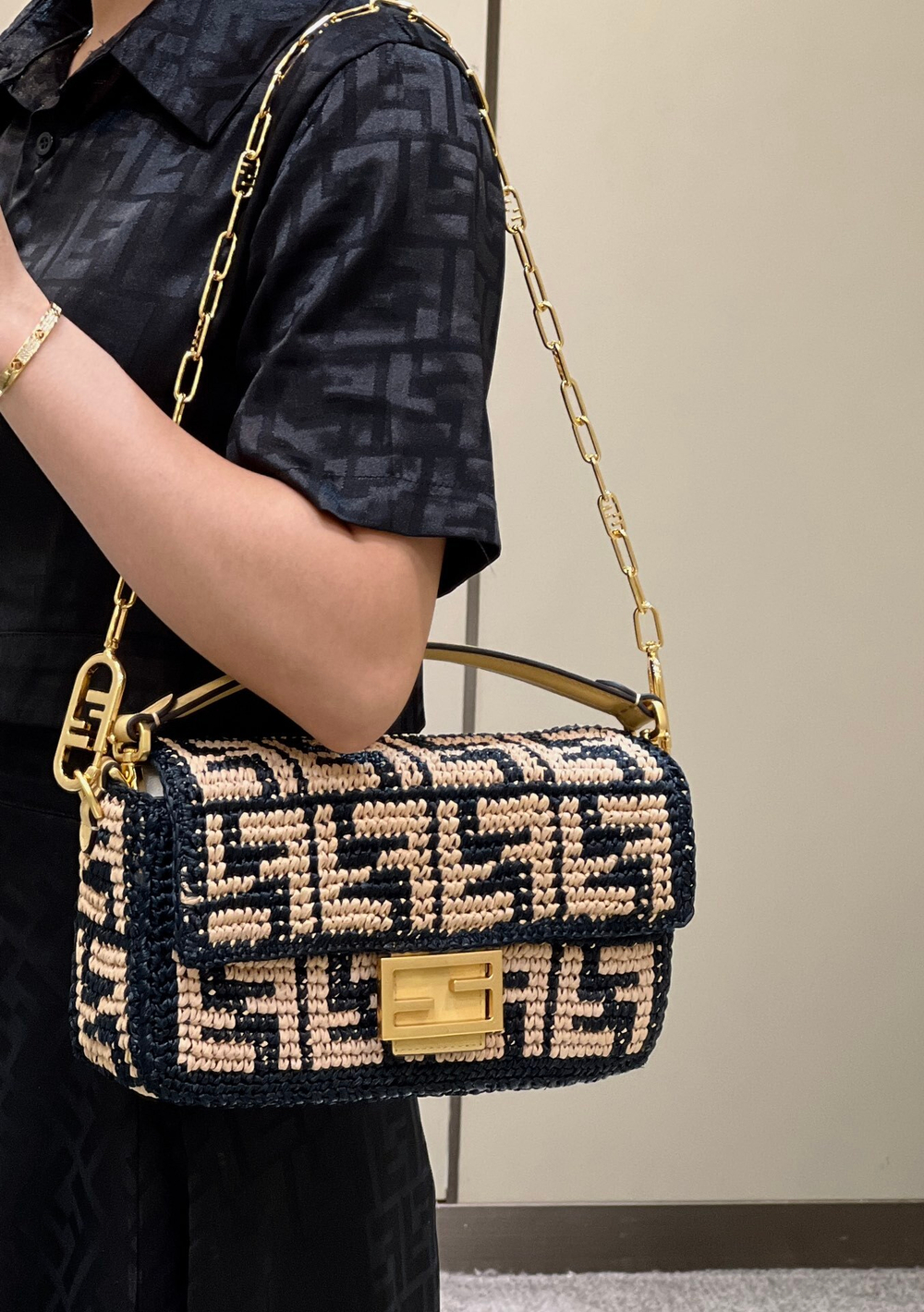 Fendi Baguette 27 cm