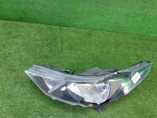 Битая Фара левая Hyundai Solaris 2 (2020-н.в.) галоген