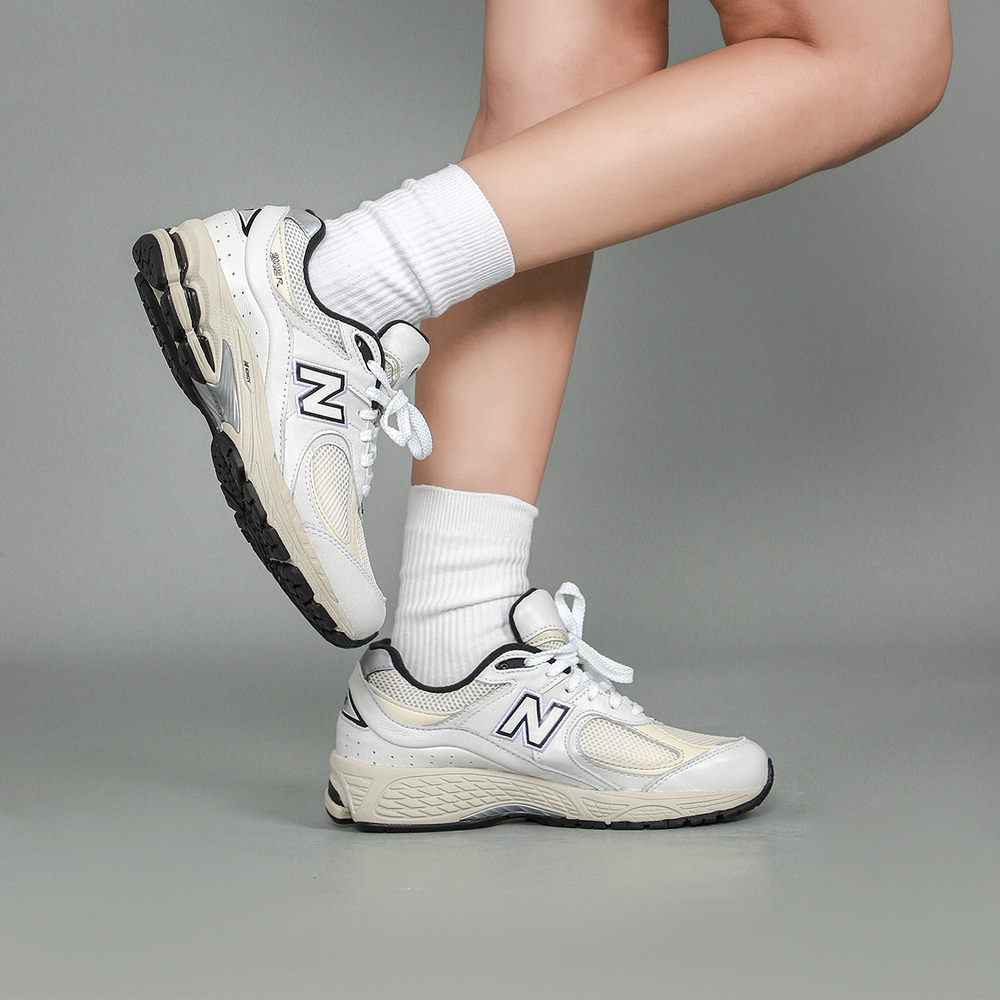 Кроссовки New Balance Nb 2002R
