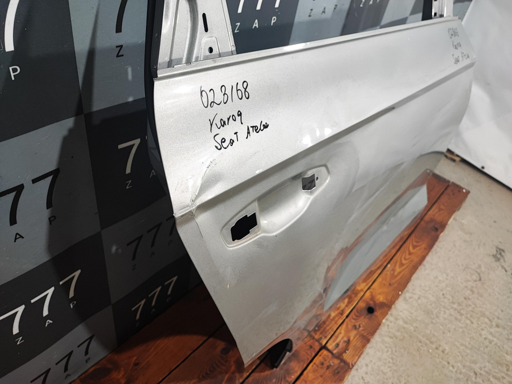 Дверь задняя правая Karoq, Taos 17-нв Б/У Оригинал 575833312B