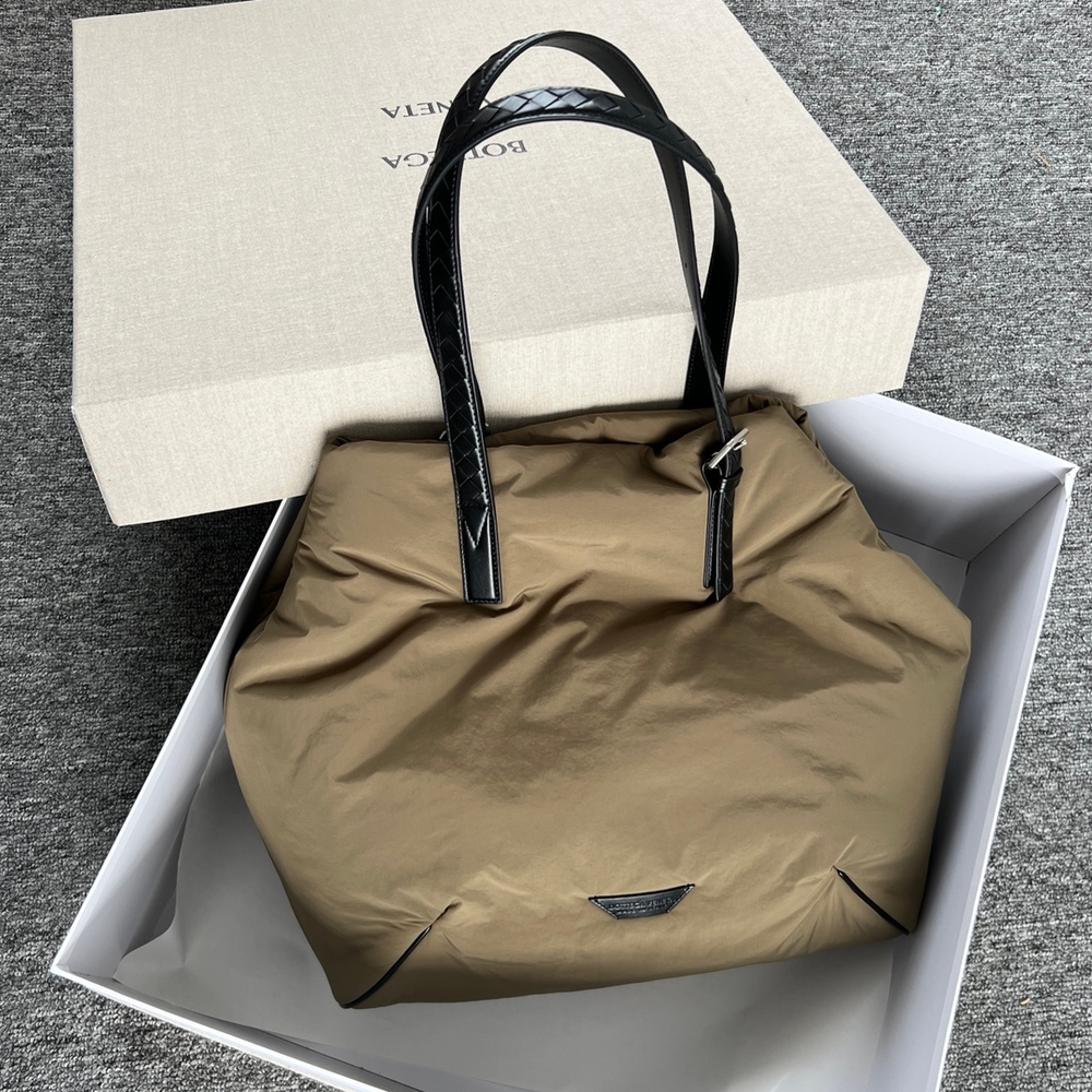 Bottega Veneta Crossroad Buckle Tote