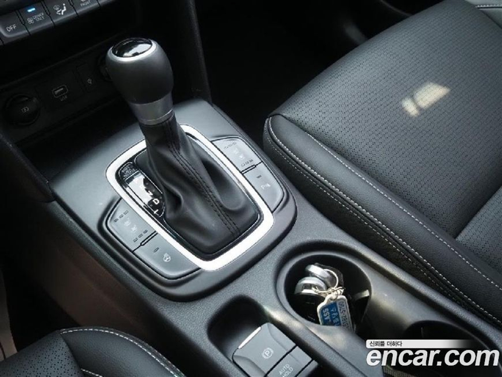 Hyundai KONA Hybrid Premium Special (04.2020)