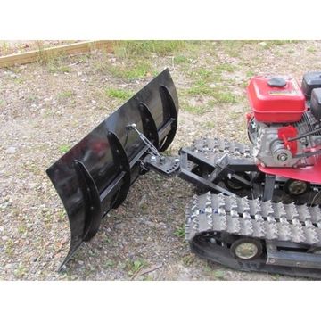 Отвал для мотоблока на гусеничной приставке