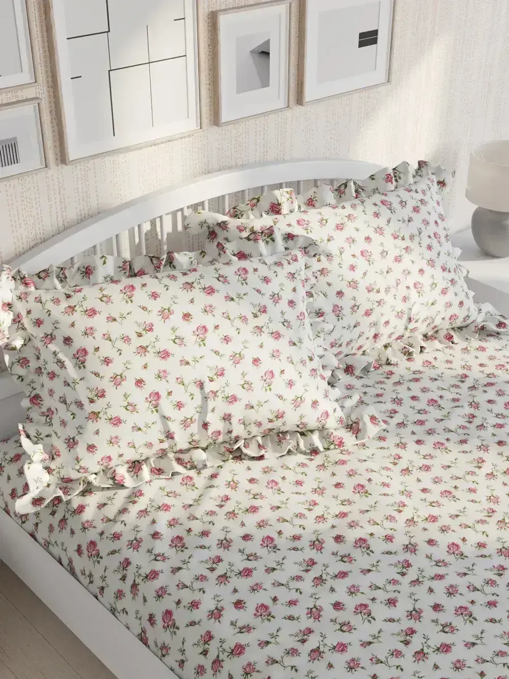 Декоративная наволочка с рюшами, оборками "Розовые бутоны" 50х70 см, 1 шт, без молнии