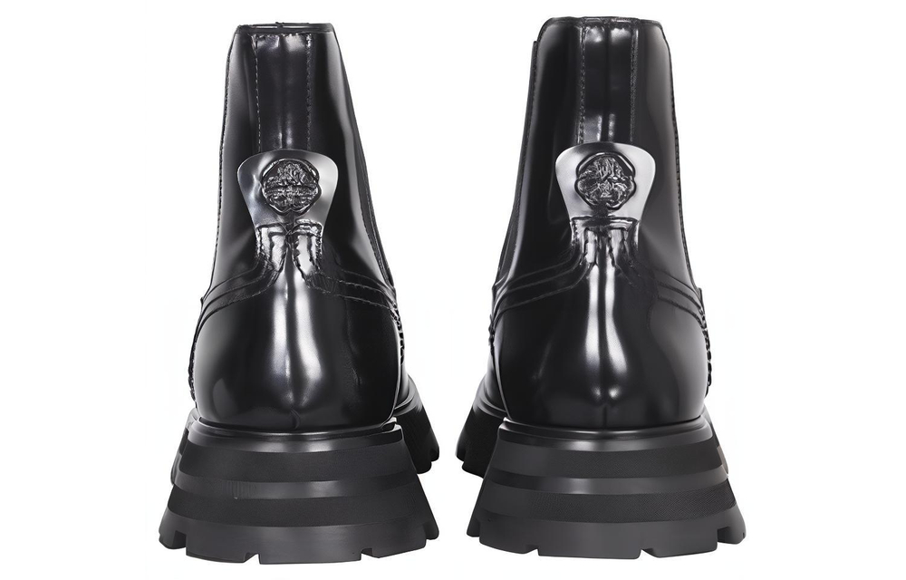 Alexander McQueen Chunky sole Chelsea Boots Women"s