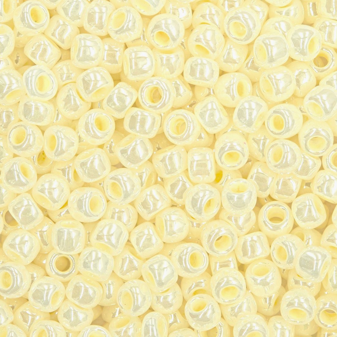 Японский бисер TOHO Round 8/0 (№142), жемчужный глянцевый