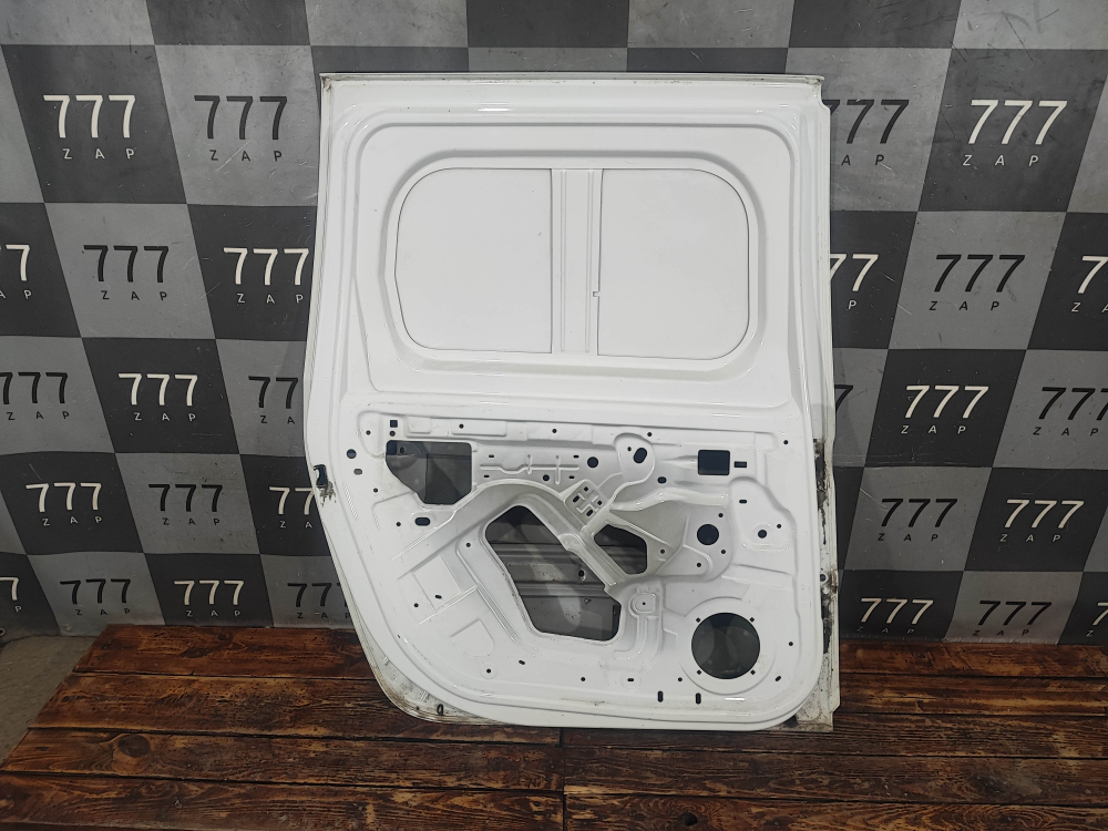 Дверь задняя левая глухая Lada Largus 12-нв Б/У Оригинал 821015688R