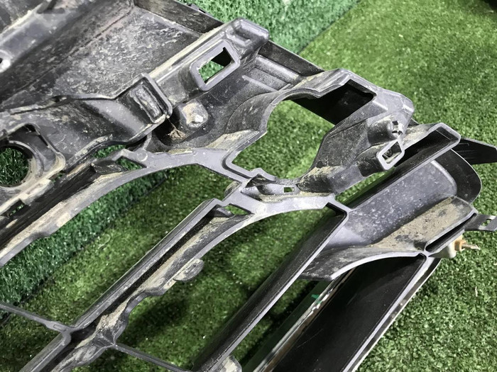 Решетка радиатора Lexus NX 1 (2017-2021)