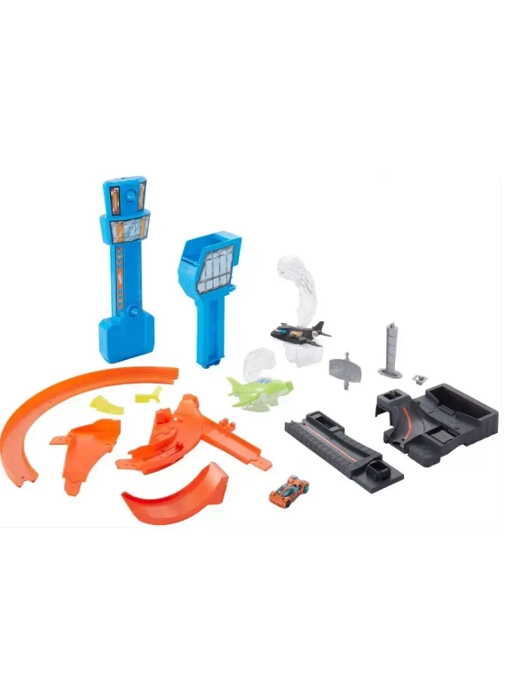 Трек Хот Вилс Аэропорт GFH90