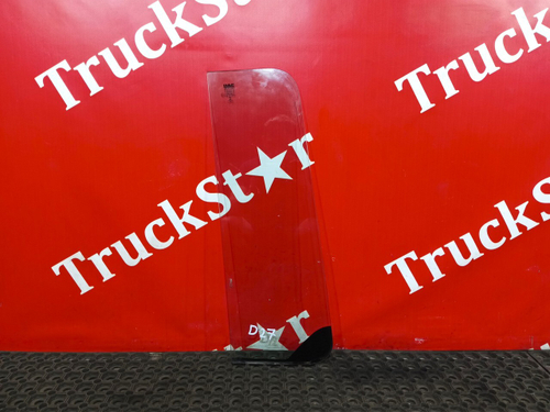 Форточка двери правой 2020г.