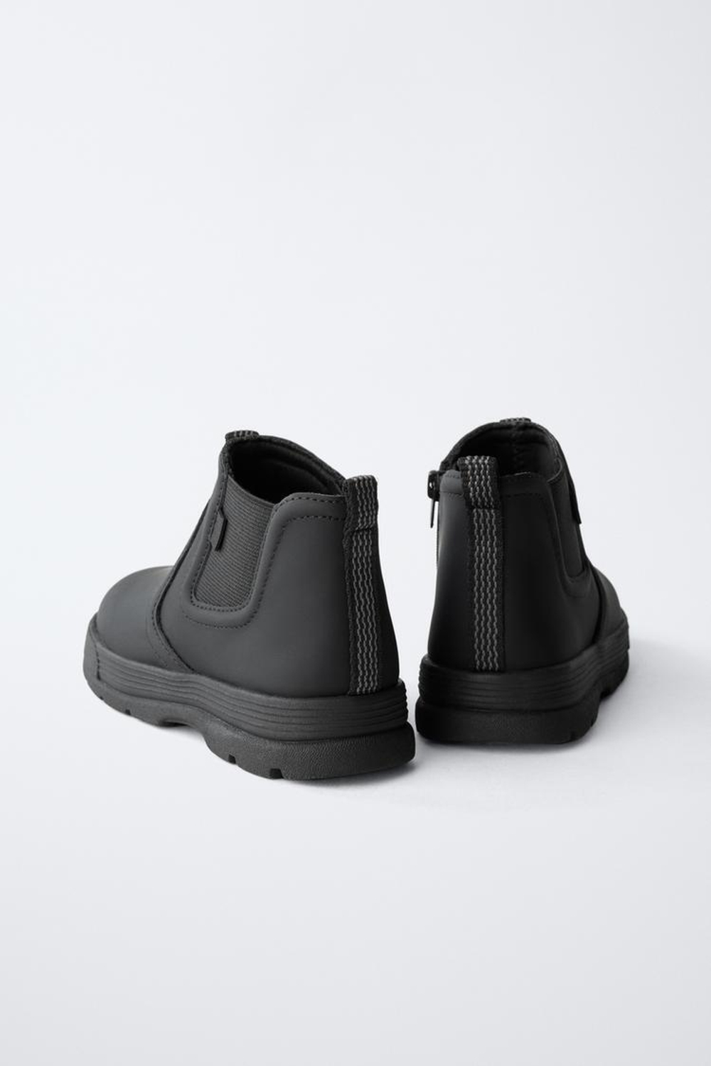 ZARA РЕЗИНОВЫЕ БОТИНКИ, ЧЕРНЫЙ