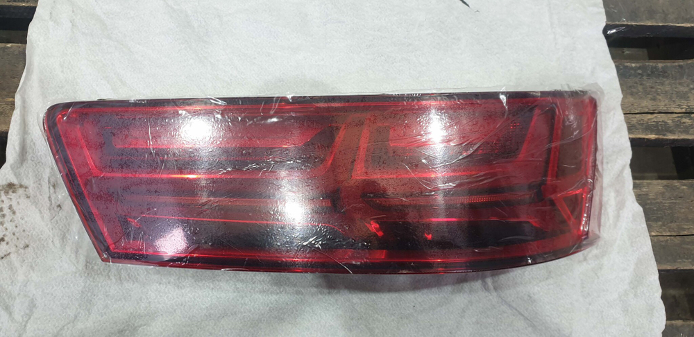 Фонарь задний правый LED Audi Q7 (4M) 15-19 Новый Оригинал 4m0945094m