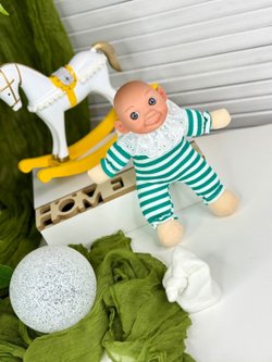 Кукла LAMAGIK мягконабивная 23см Caritas (304U3)