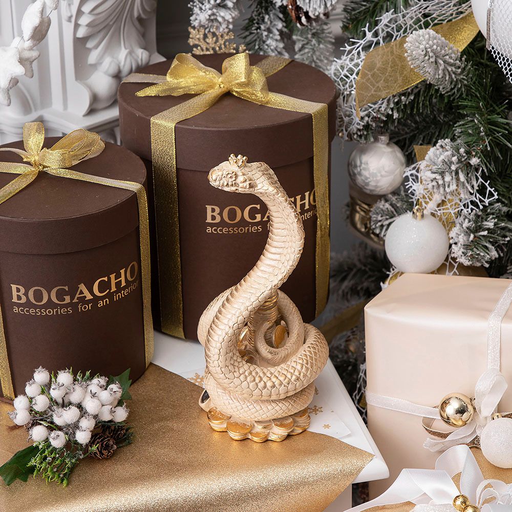 Змея Кобра Астрид Айвори