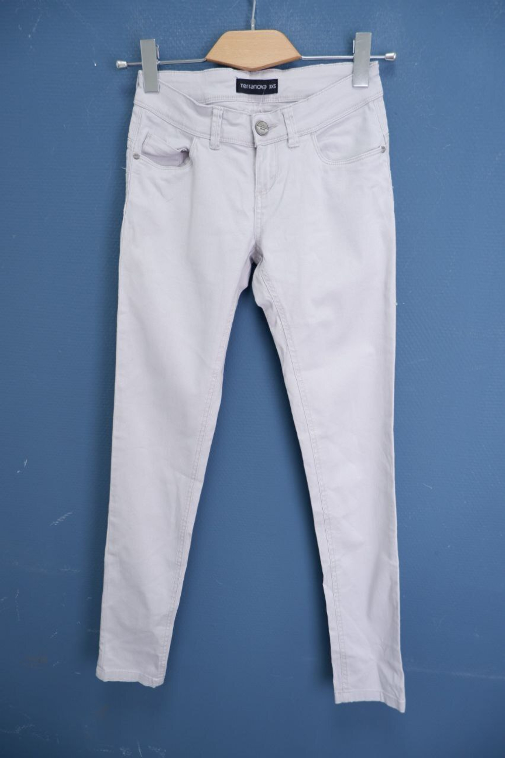 Джинсы Terranova узкие 42 размер