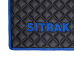 Ковры Sitrak C7H (экокожа, черный, синий кант, синяя вышивка)