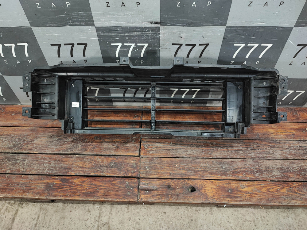 Жалюзи радиатора Genesis GV70 20-нв Б/У Оригинал 86950AR000