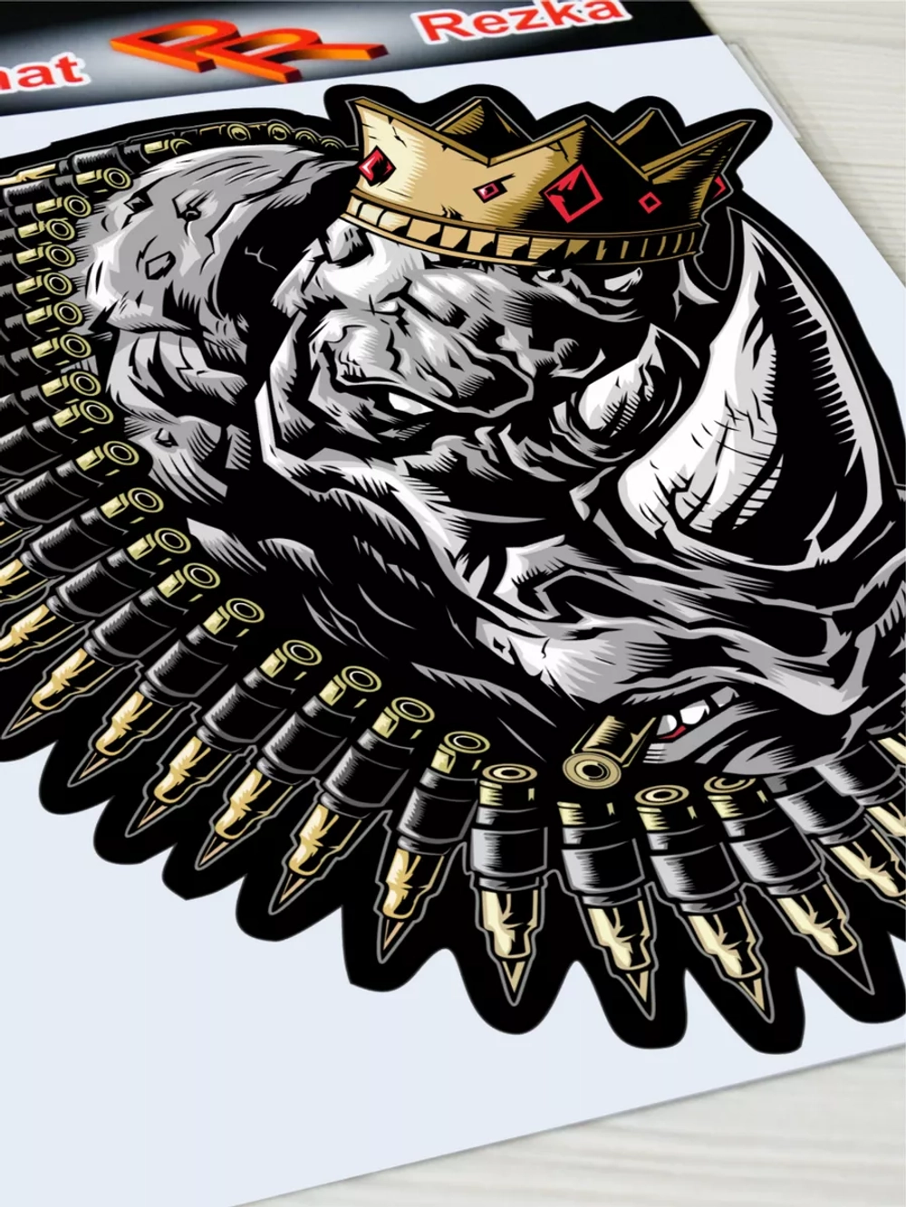 Наклейка - Носорог в короне