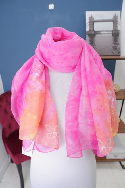 Палантин нежной расцветки